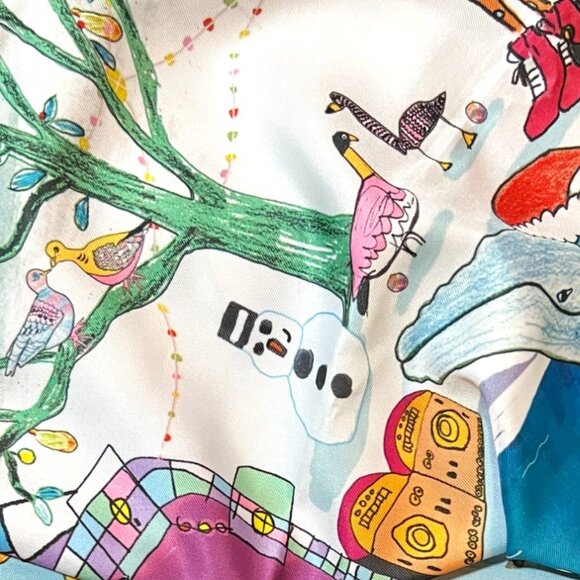 LUSH Limited Edition "Party Animals" 100% Recycled Polyester Knot Wrap, 27x27 - Picture 6 of 7